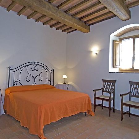 Agriturismo Campo Lungo San Donato in Poggio Номер фото