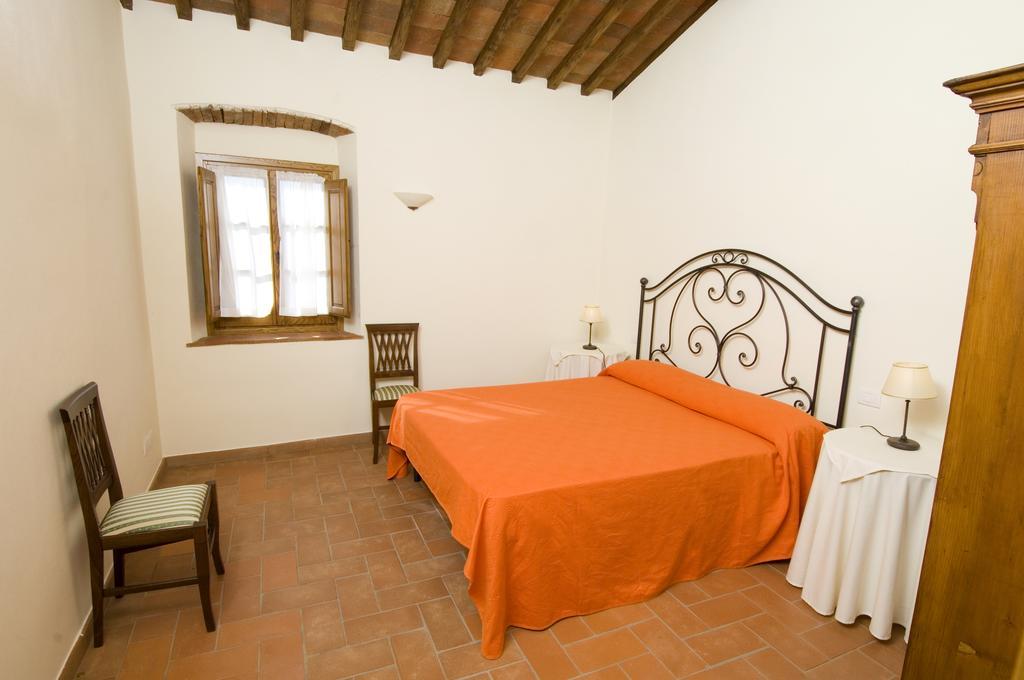 Agriturismo Campo Lungo San Donato in Poggio Номер фото