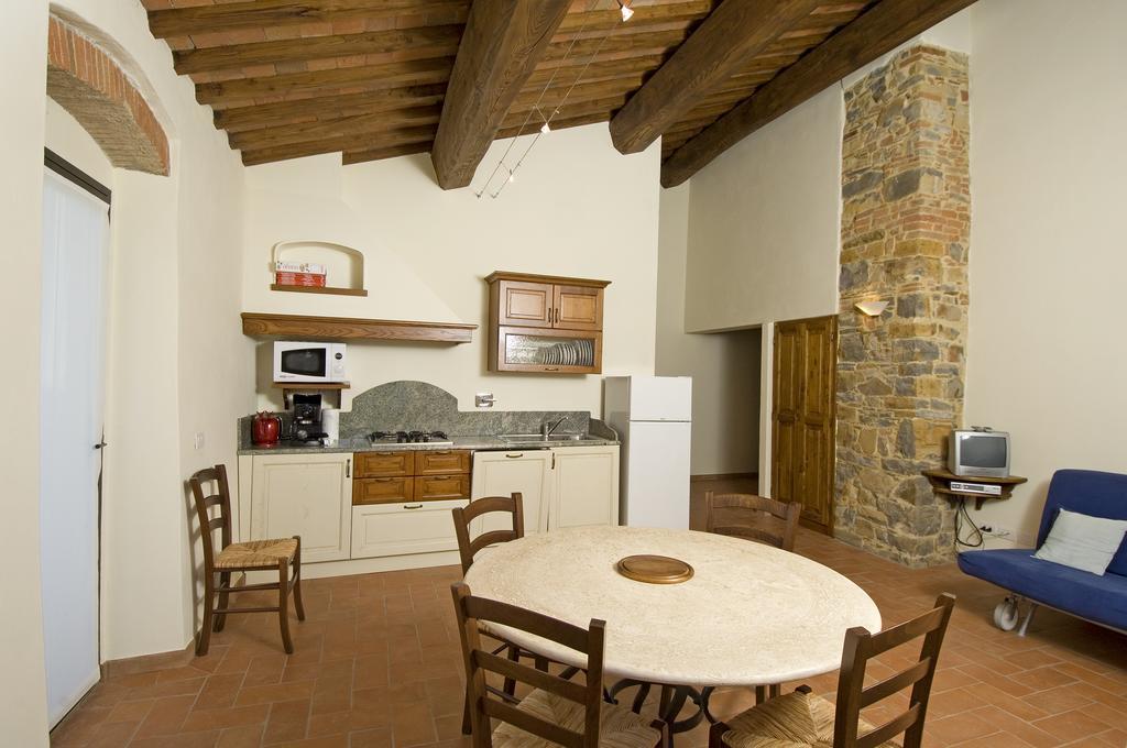Agriturismo Campo Lungo San Donato in Poggio Номер фото