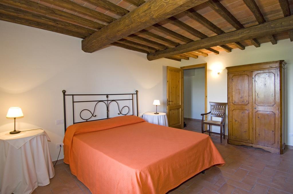 Agriturismo Campo Lungo San Donato in Poggio Номер фото